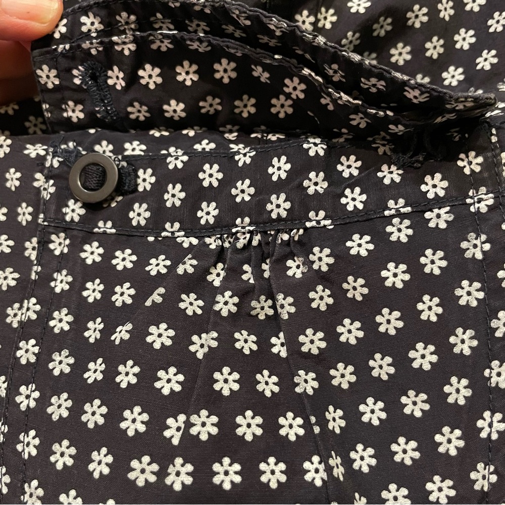 Land’s End Navy Floral Activewear Travel Skort. Size 12 - Picture 5 of 8
